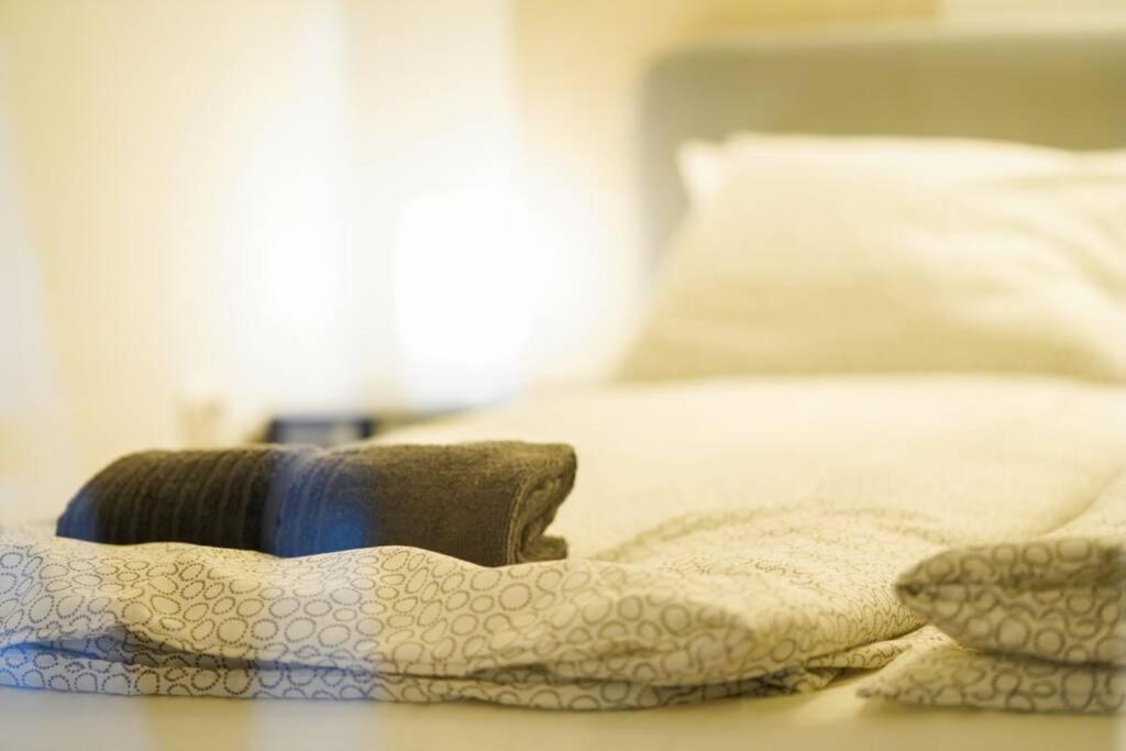 Cosy Two Bedroom Flat In Rottenbiller Str,Sky 부다페스트 외부 사진